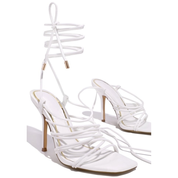 𝙇𝙖𝙨𝙩 𝙎𝙯 8.5🖤𝑺𝒘𝒆𝒆𝒕 𝑻𝒂𝒍𝒌𝒆𝒓 𝑺𝒕𝒓𝒂𝒑𝒑𝒚 𝑳𝒂𝒄𝒆 𝑼𝒑 𝑯𝒆𝒆l - Picture 5 of 5